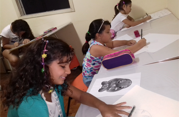alunas-da-escola-de-desenho-rogerio-roque-arts alunas-da-escola-de-desenho-rogerio-roque-arts